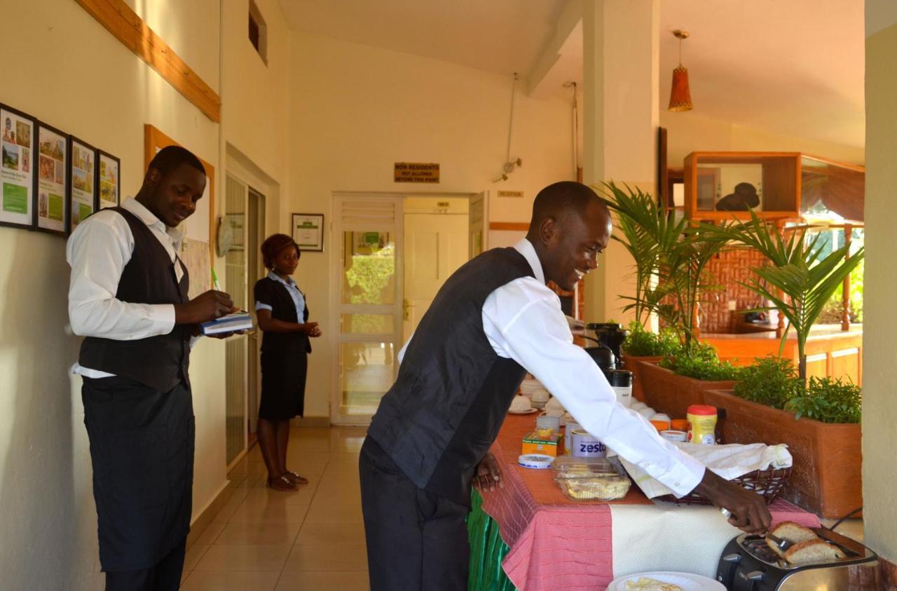Sunset Hotel Entebbe Kültér fotó