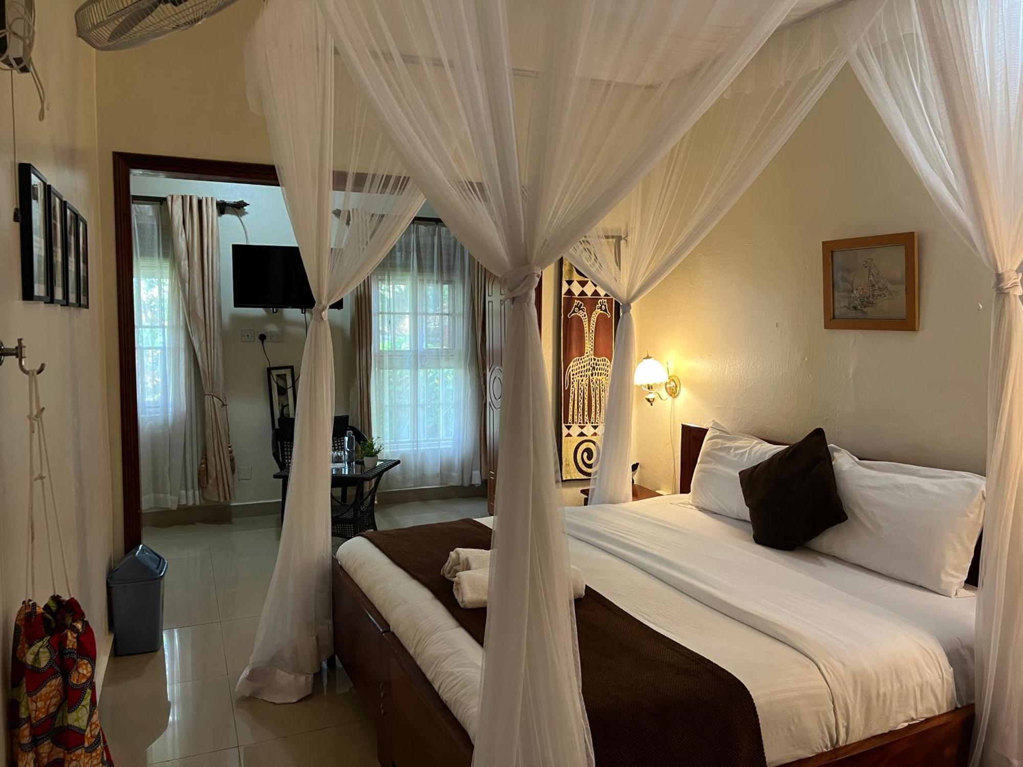 Sunset Hotel Entebbe Kültér fotó
